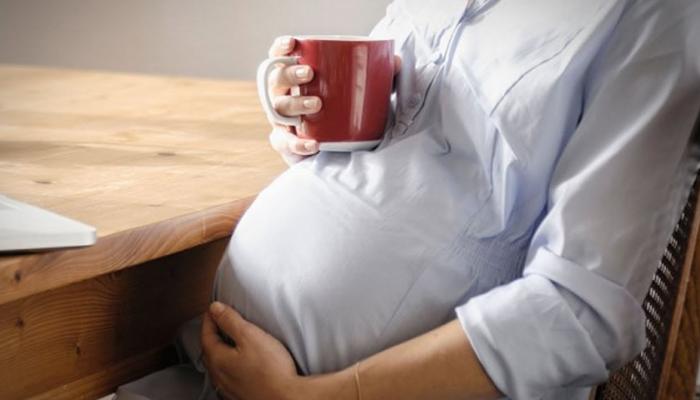 دراسة تحذر من خطر القهوة والشاي أثناء الحمل على حياة الطفل!