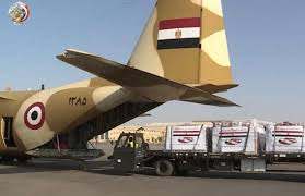 مصر ترسل طائرتين مساعدات طبية بحمولة 19 طن إلى لبنان
